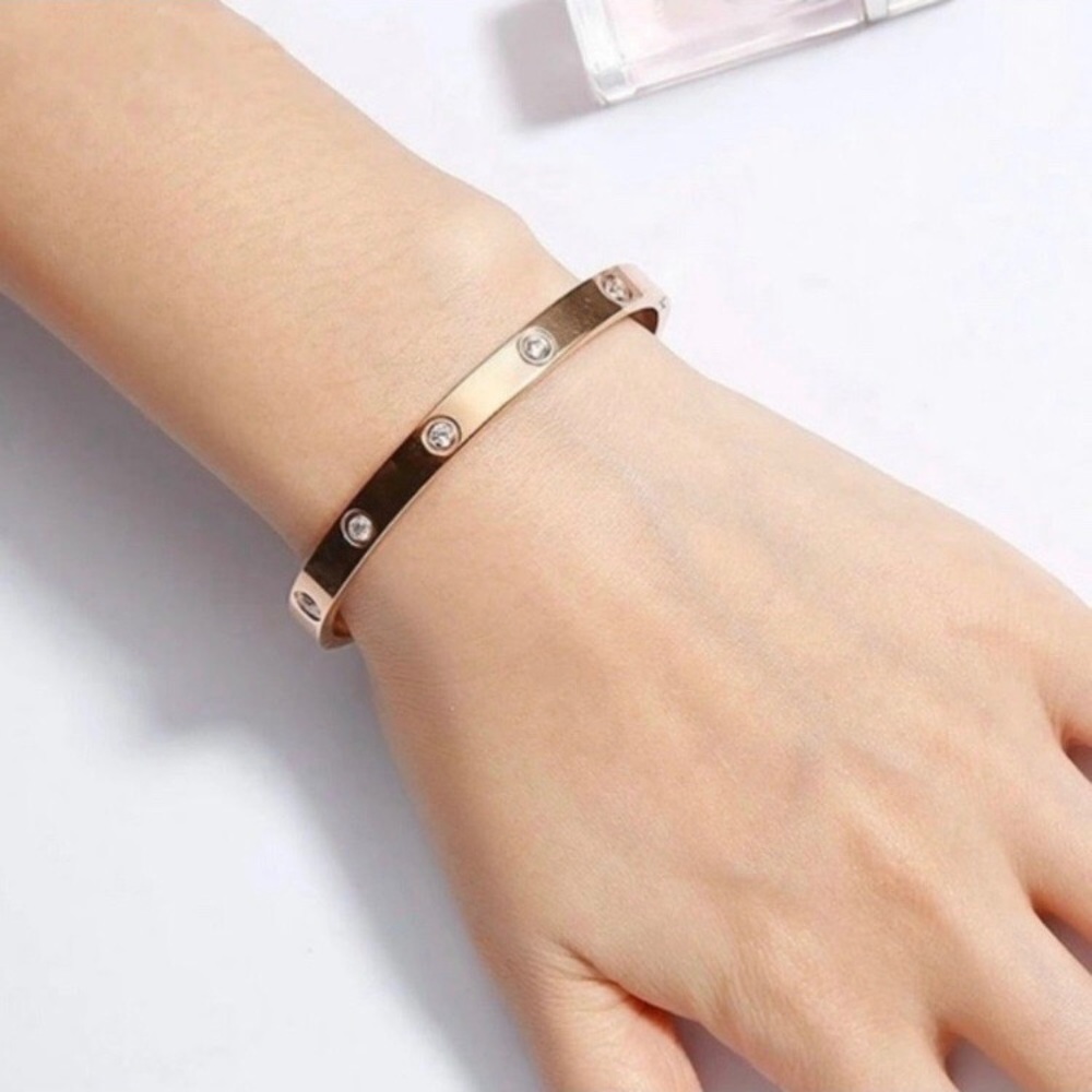 Elegant Rose Gold Crystal Station Bangle Bracelet